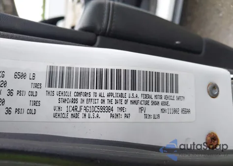 2013 Jeep Grand Cherokee Laredo z USA, uszkodzony, nr VIN 1C4RJFAG1DC599384